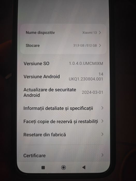 vand telefon Xiaomi 13