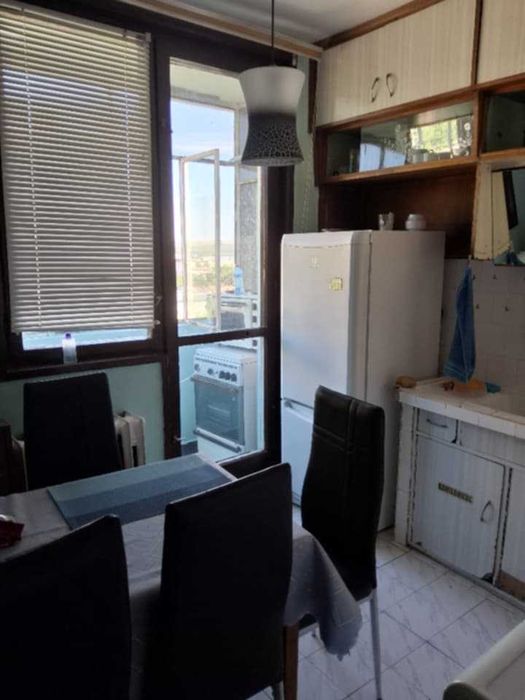 Под наем Плевен в центъра, двустаен с отделна кухня