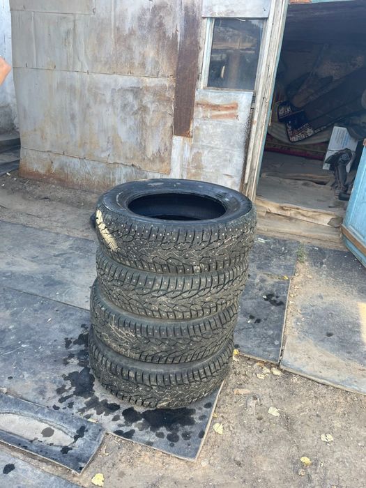 Зимние шины с шипами