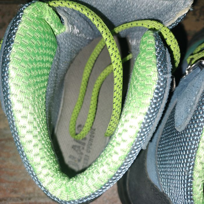 Туристически обувки Olang и зимно яке