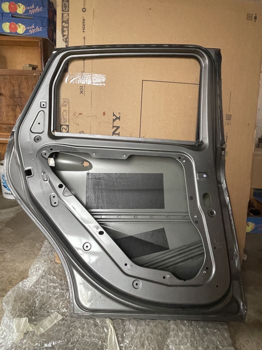 Леви врати за Мерцедес B180 W246 за ремонт