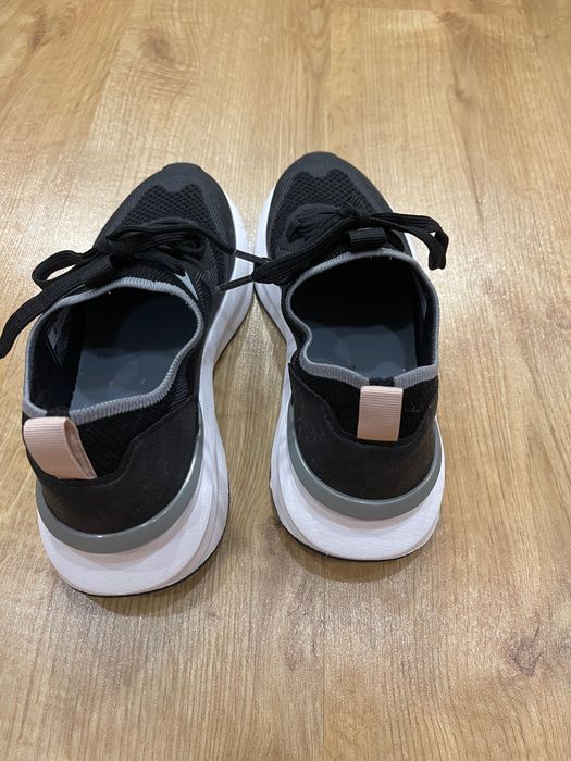 Дамски маратонки USPA