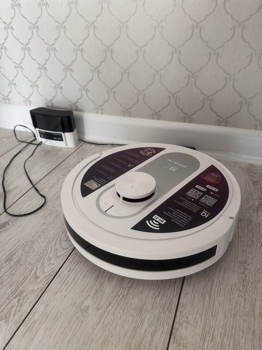 Робот пылесос Polaris