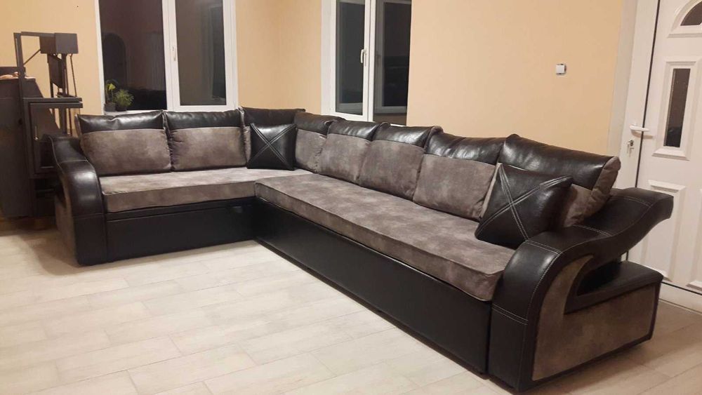 Голям ъглов диван 220/340/75 с ракла и функция сън