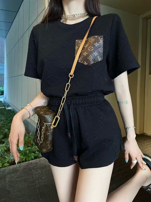 Екипчета Louis Vuitton