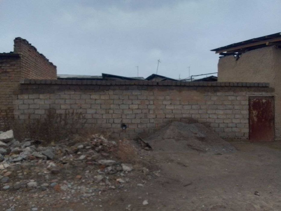 Янгийўл тумани Хонқўрғон маҳалласида 4 соток участка сотилади