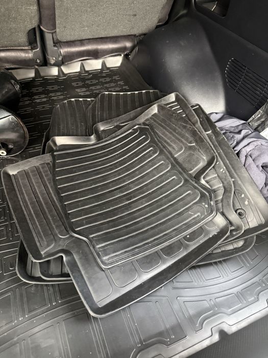 Полик коврик оригинал LC 200