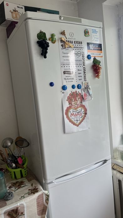 Продам холодильник