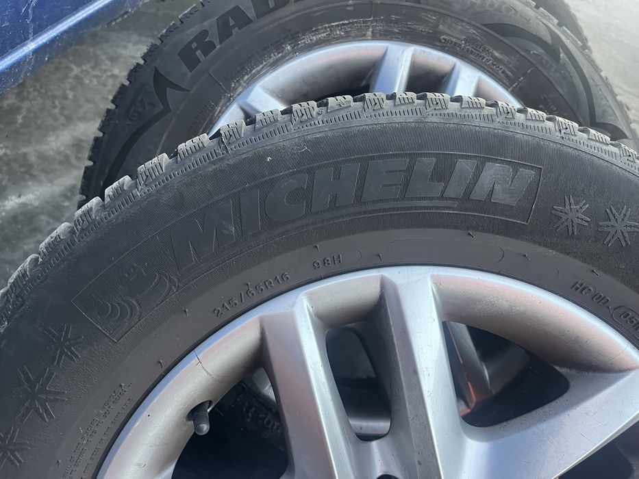 215/65/16 зимни гуми