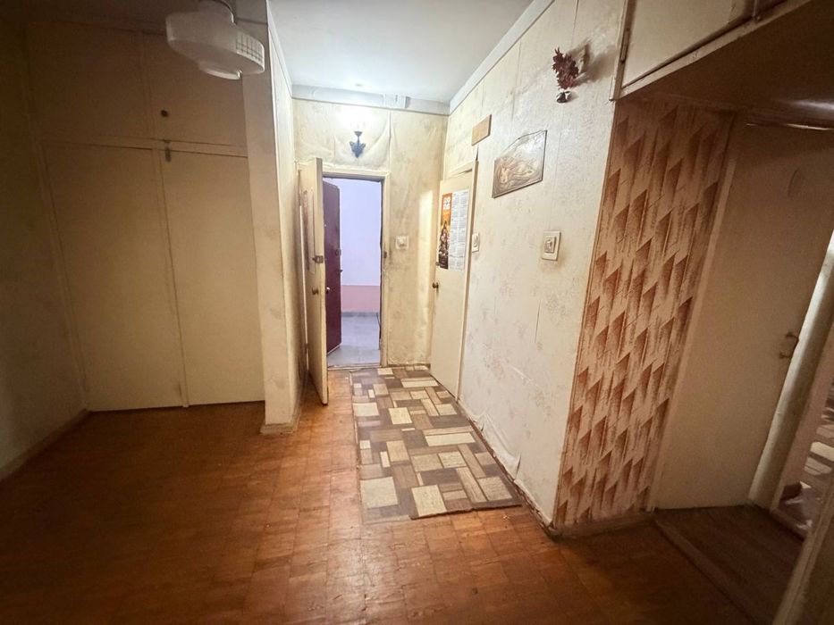 Ўзимми уйимми сотаман юнусобод-2 кв 16-дом 2-хона 1-қават
