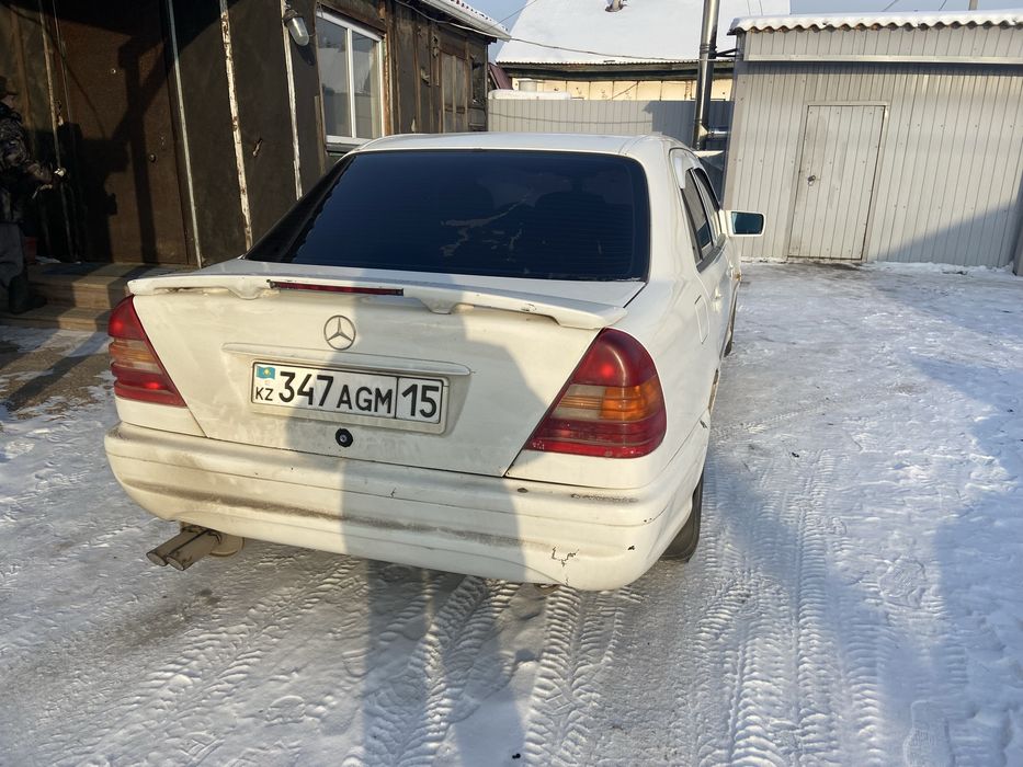 Продам мерса с180