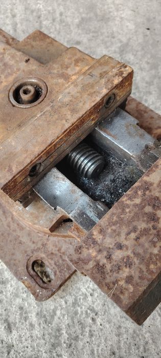 Menghina industriala rotativa