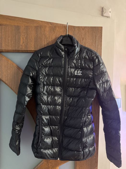 Дамско тънко яке Armani EA7