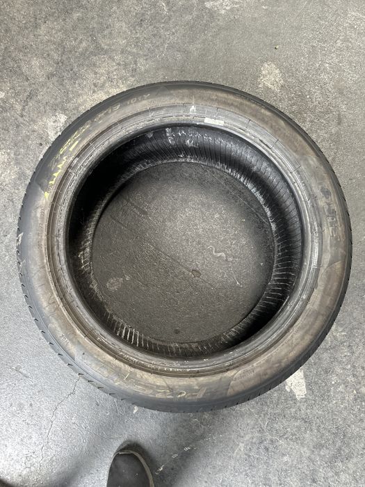 275/40/19 Pirelli