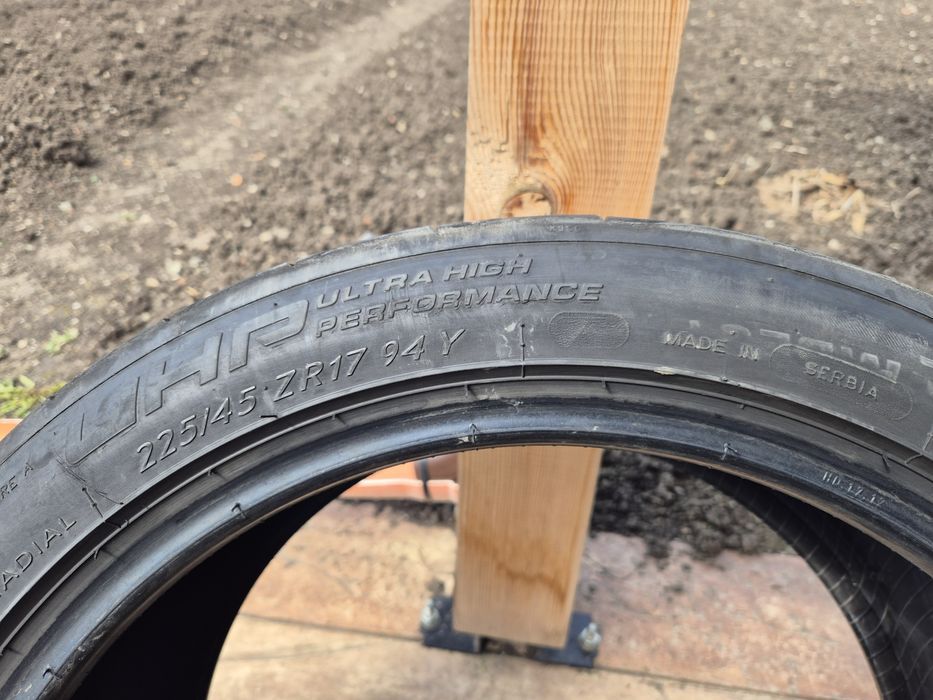 Единични бройки летни гуми 225 45 17