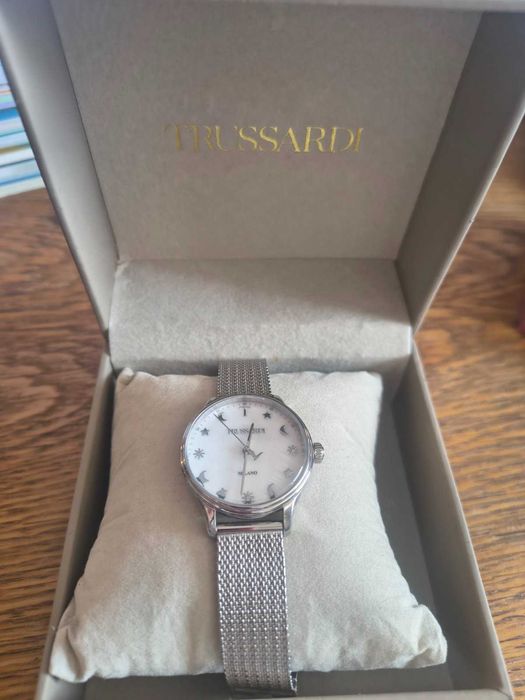 Дамски часовник Trussardi с оригинална кутия