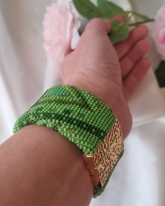 гривна с мъниста