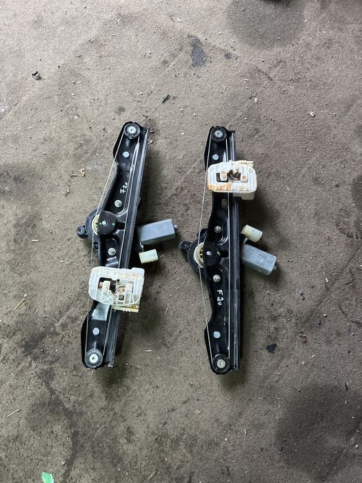 Macarale geamuri spate bmw f20