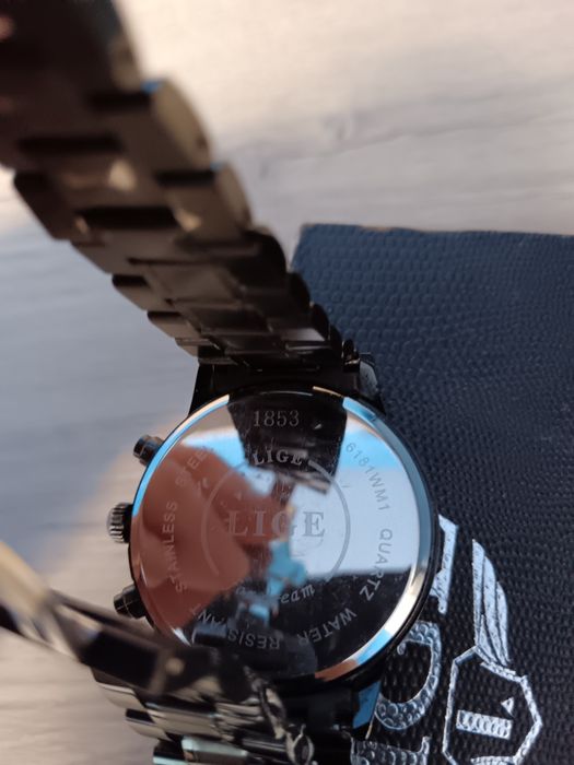 Кварцов часовник LIGE