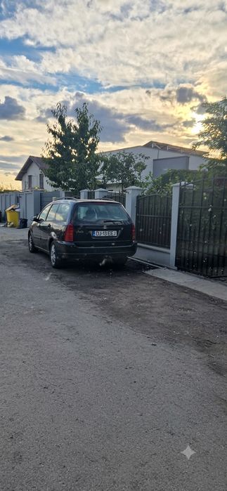 Ford Focus 1 1.6 Benzină 2004 – 193.255 km reali – Stare foarte bună