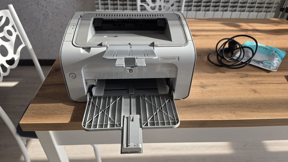 Принтер HP LaserJet P1102 / Обслужен / Заправленный картридж