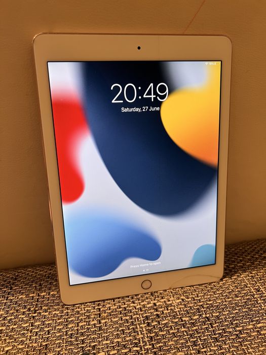 iPad Pro 9.7” Gold 32 GB WiFi – Perfect Funcțional