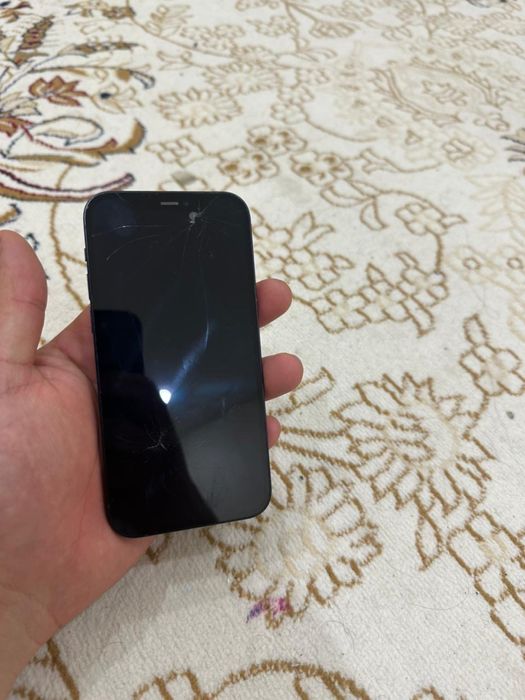 Iphone 12  сатылады жақсы жағдайда