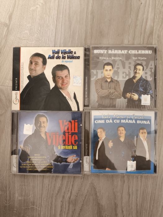 Vand 4 cd uri cu Vali Vijelie manele