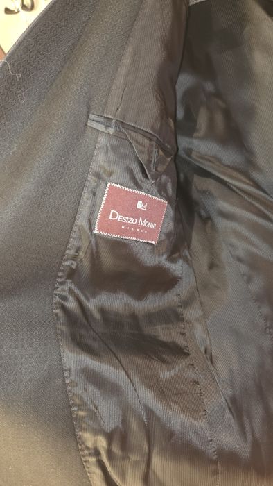 Продавам костюм за абитуренски бал за момче 174см високо 50 размеп кос