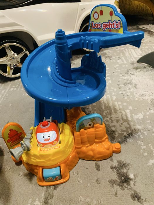 Бебешки неща от 1г до 3г книги,играчки