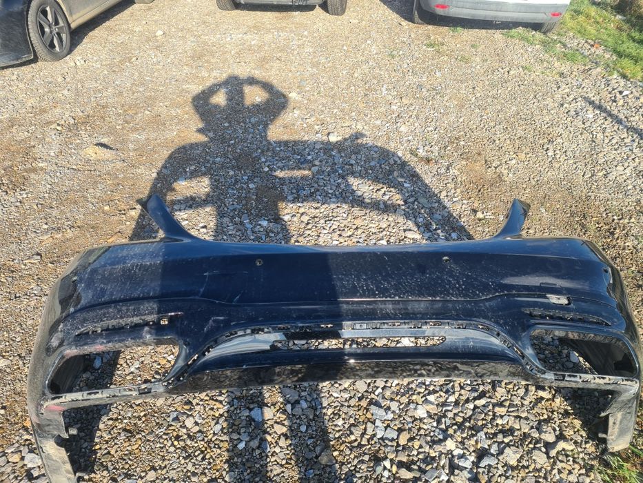 Bara spate mercedes s klasse 63 amg