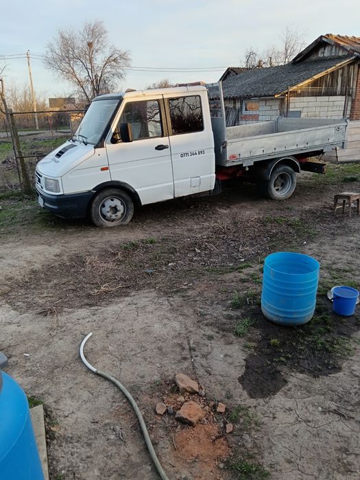 Iveco 2,8 turbo basculabil trilateral