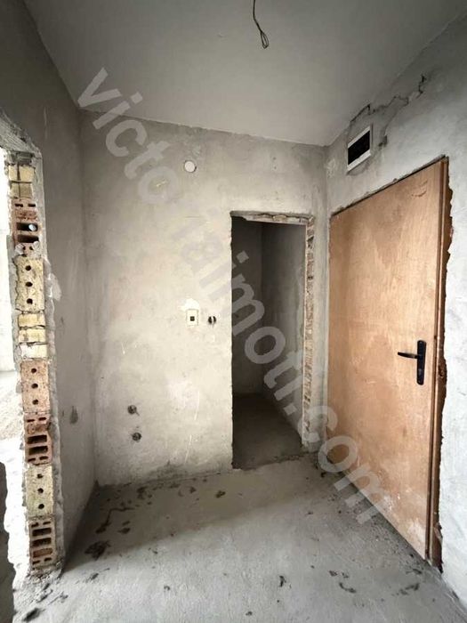 Продава се Двустаен апартамент в Велико Търново, Център - 60 кв.м за 893 €/кв.м - Снимка #6