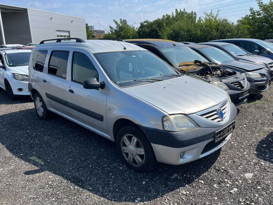 Dezmembrez Dacia Logan MCV gri argintiu TED69 1,5 DCI Euro 4 180.000km an 2008