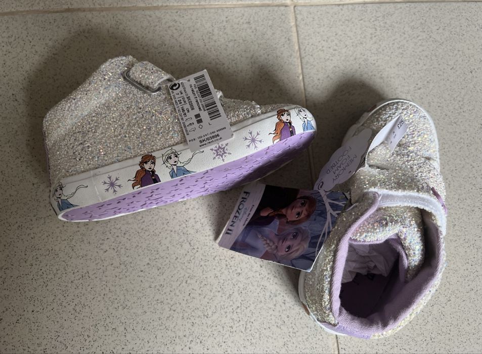 Кецове Ана и Елза (Замръзналото краство)