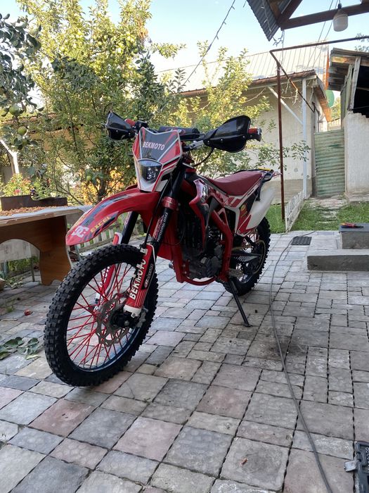 Продам эндуро 300 кубов