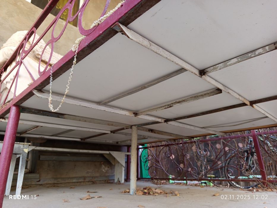 Тапчан мощьный железный