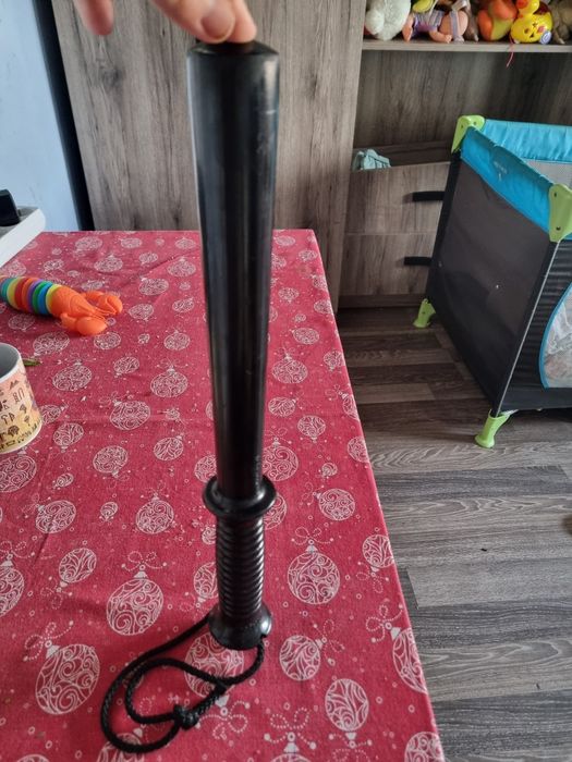 Baston pentru pază