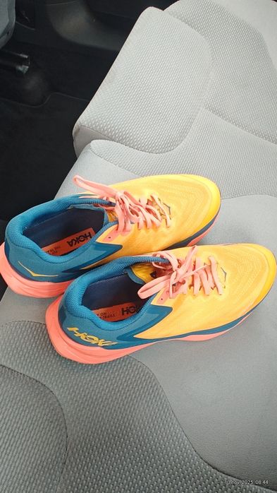 Adidasi hoka 43 ,1/3