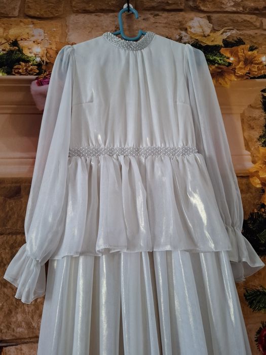 Блестящее лазерное платье