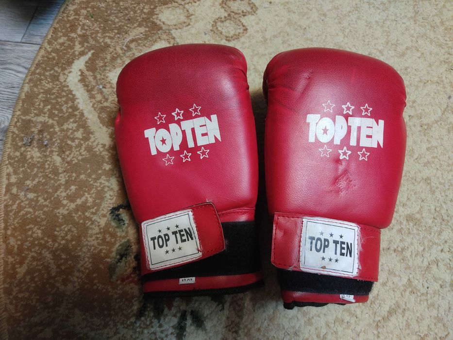 Боксерские перчатки,лапы