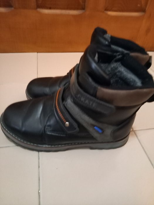 Боти за момче 37