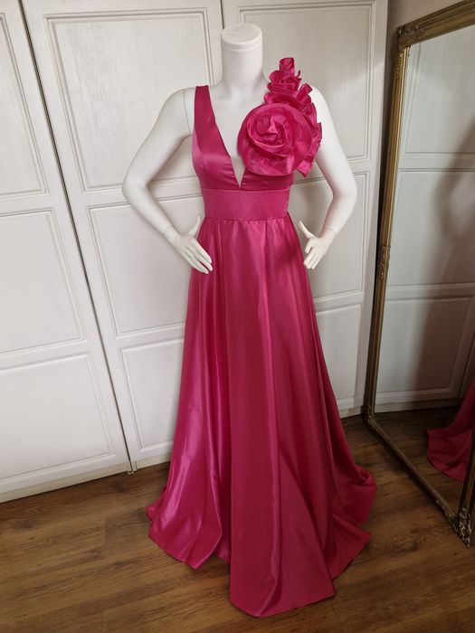 Нова дамска официална дълга рокля бална