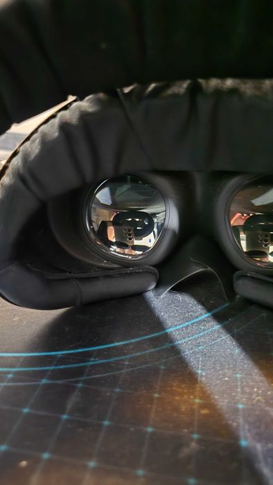 Oculus Meta 3 cu accesorii
