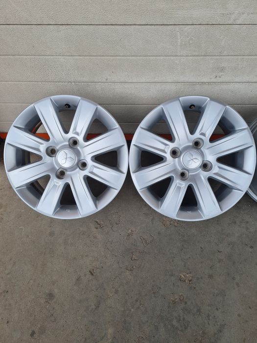 Оригинални джанти за МИТСУБИШИ MITSUBISHI R15 4x114.3 ET46 6J