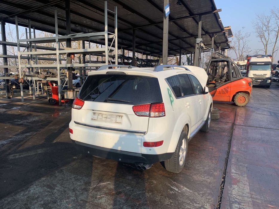 Citroen C-Crosser 2.2D Avtomat 2010г. НА ЧАСТИ!