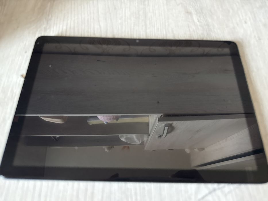 Планшет для учебы и игр