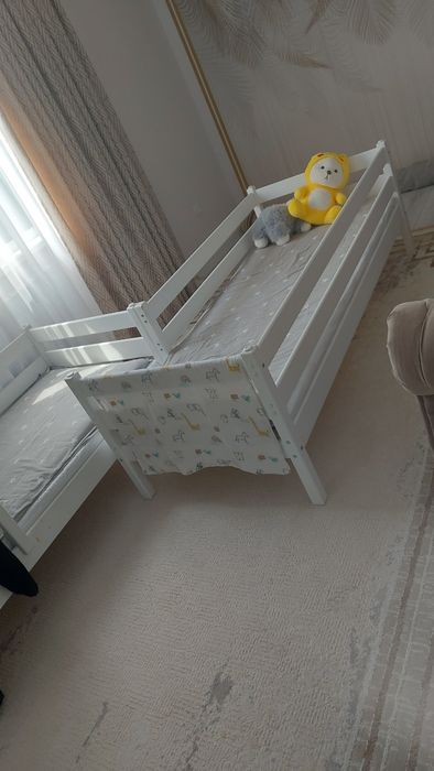 Срочно продам детский кровать 50000т