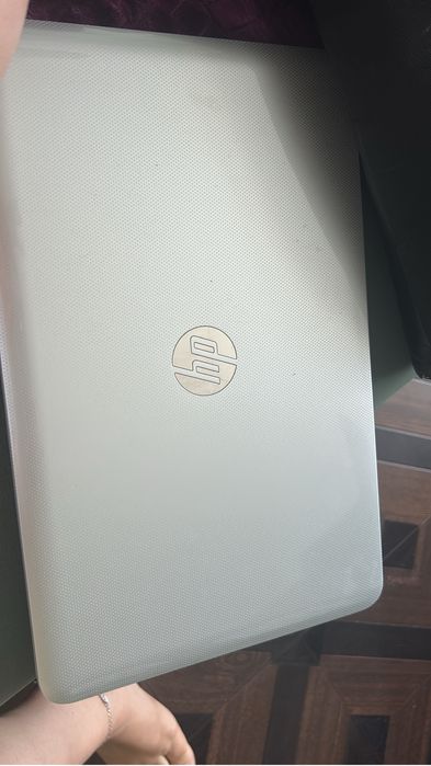 ноутбук hp не новый