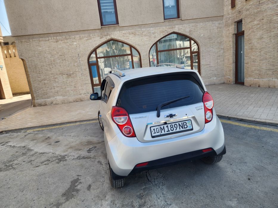 Chevrolet Spark 2012 — 4
